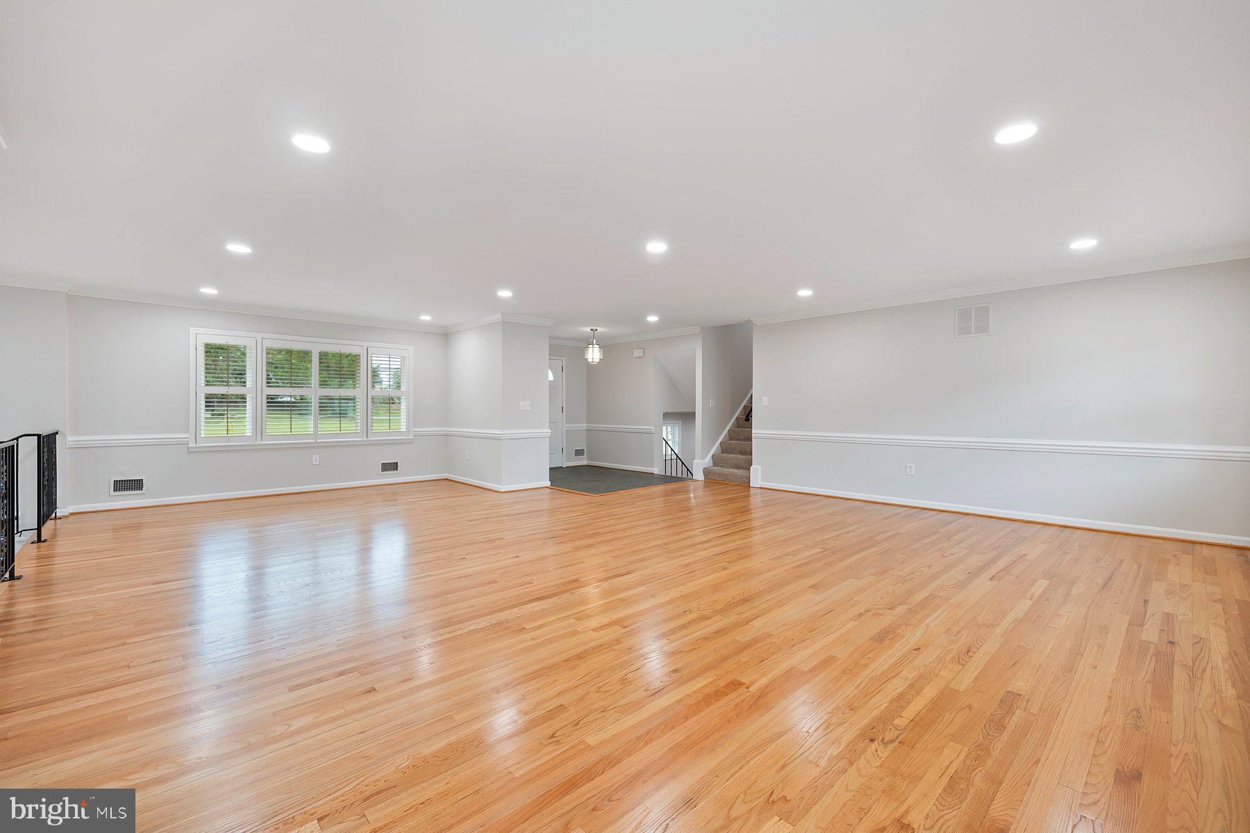 18604 MUNCASTER ROAD