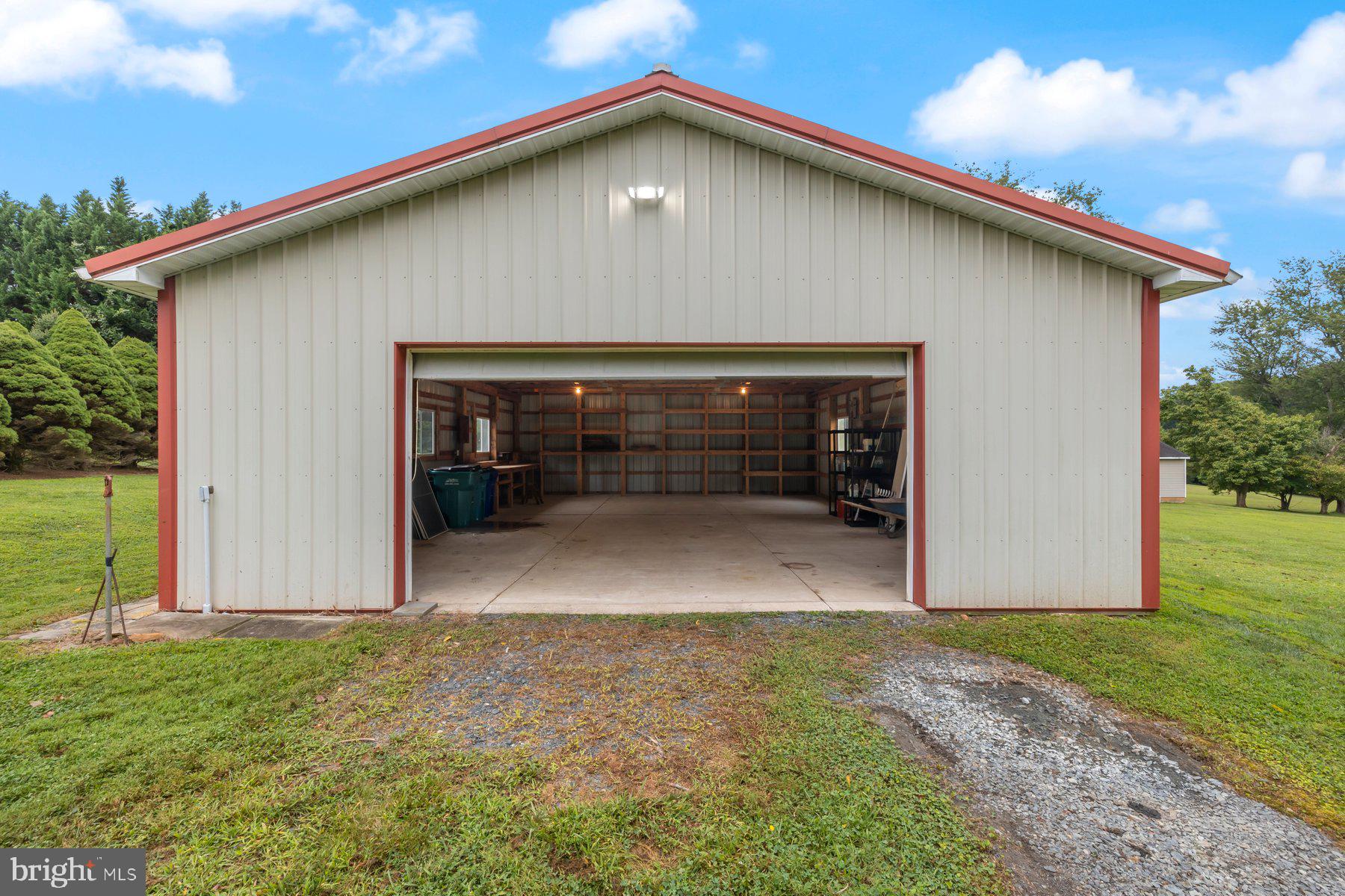 18604 MUNCASTER ROAD