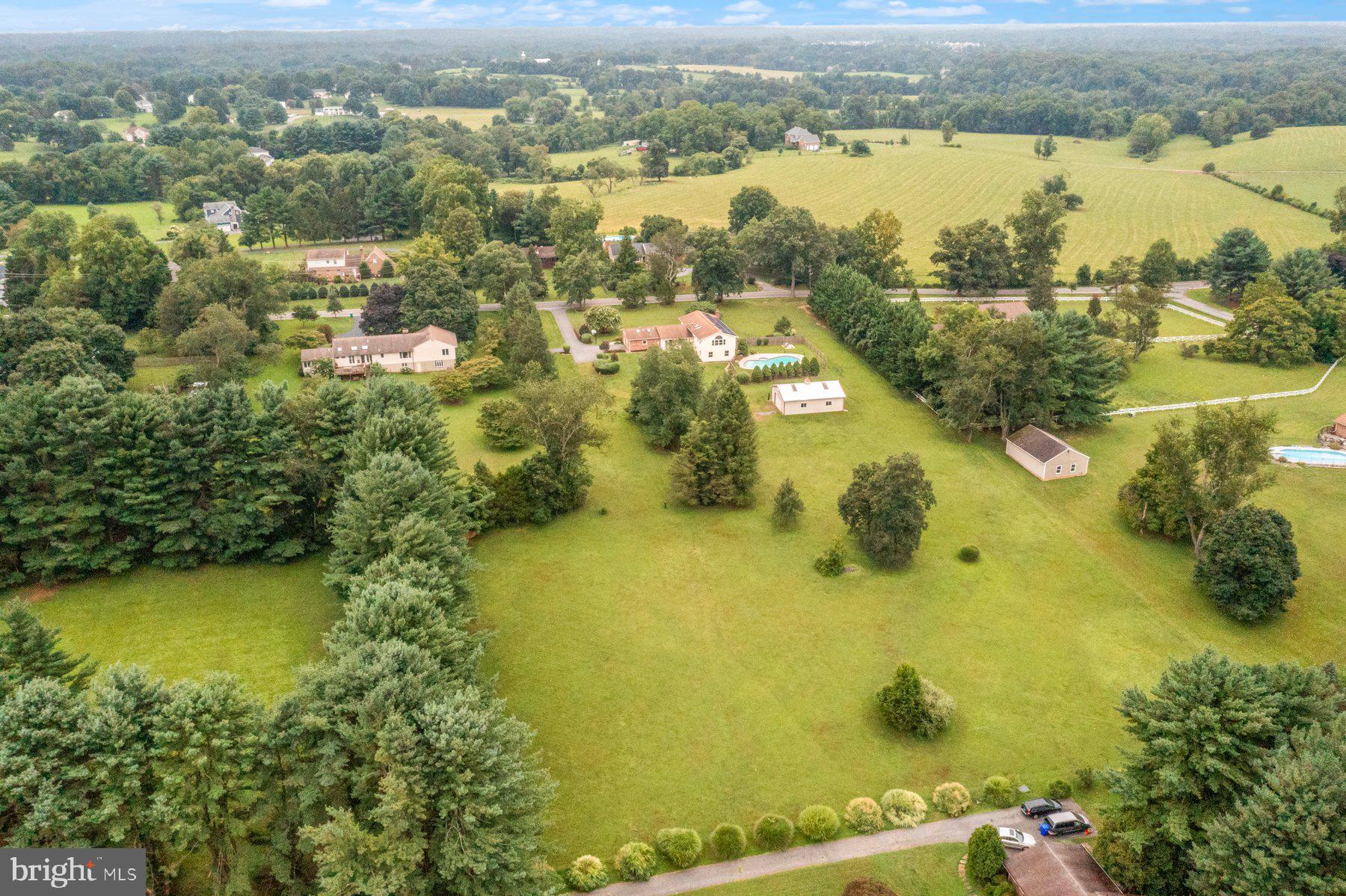 18604 MUNCASTER ROAD