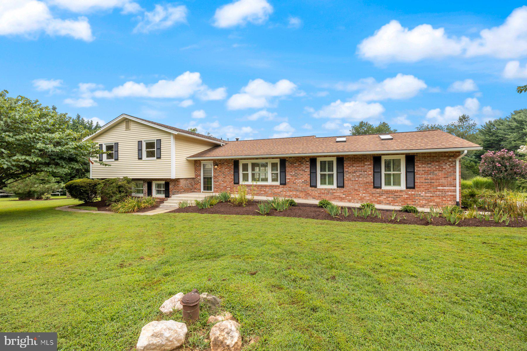 18604 MUNCASTER ROAD