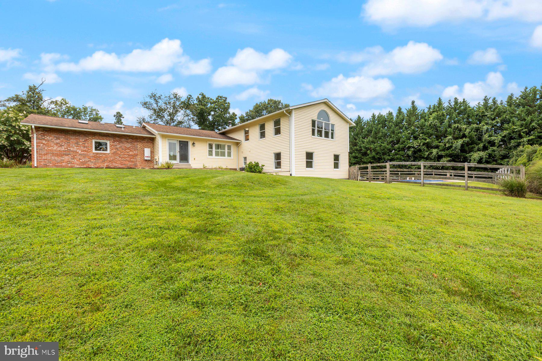 18604 MUNCASTER ROAD