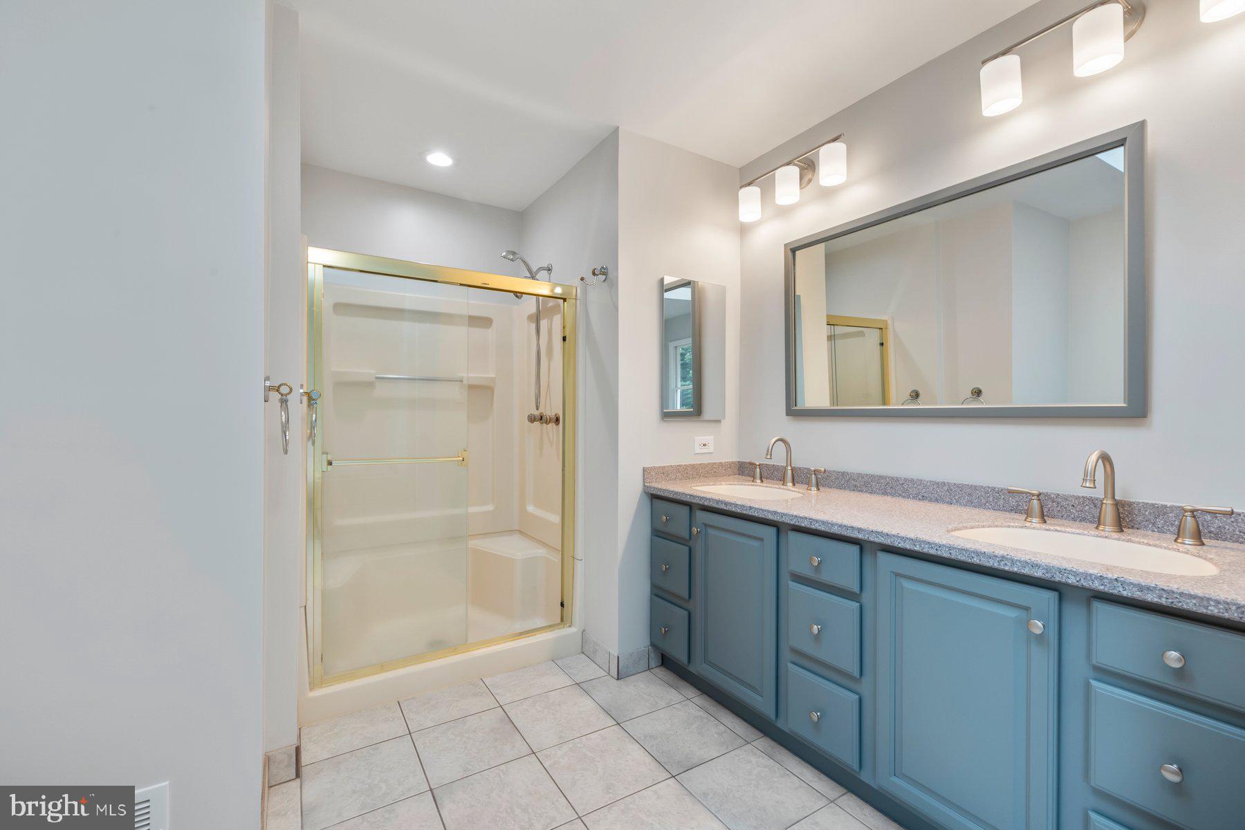 18604 MUNCASTER ROAD