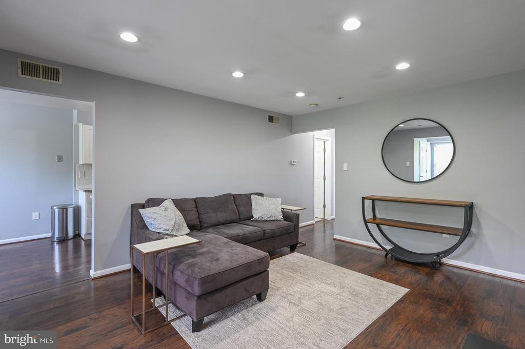 2517 MCVEARY COURT 9BF