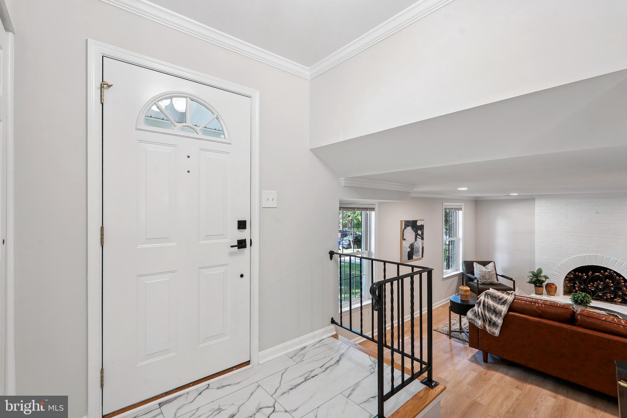 4717 IRIS PLACE