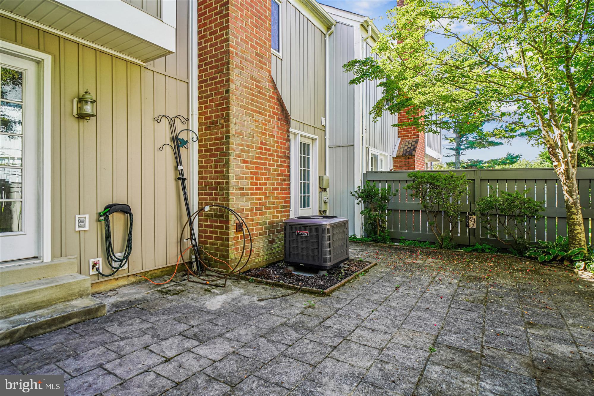 20633 HIGHLAND HALL DRIVE