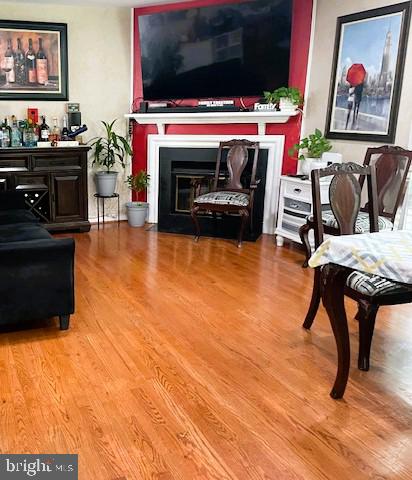 9873 LAKE SHORE DRIVE