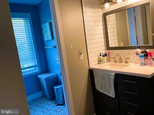 9873 LAKE SHORE DRIVE