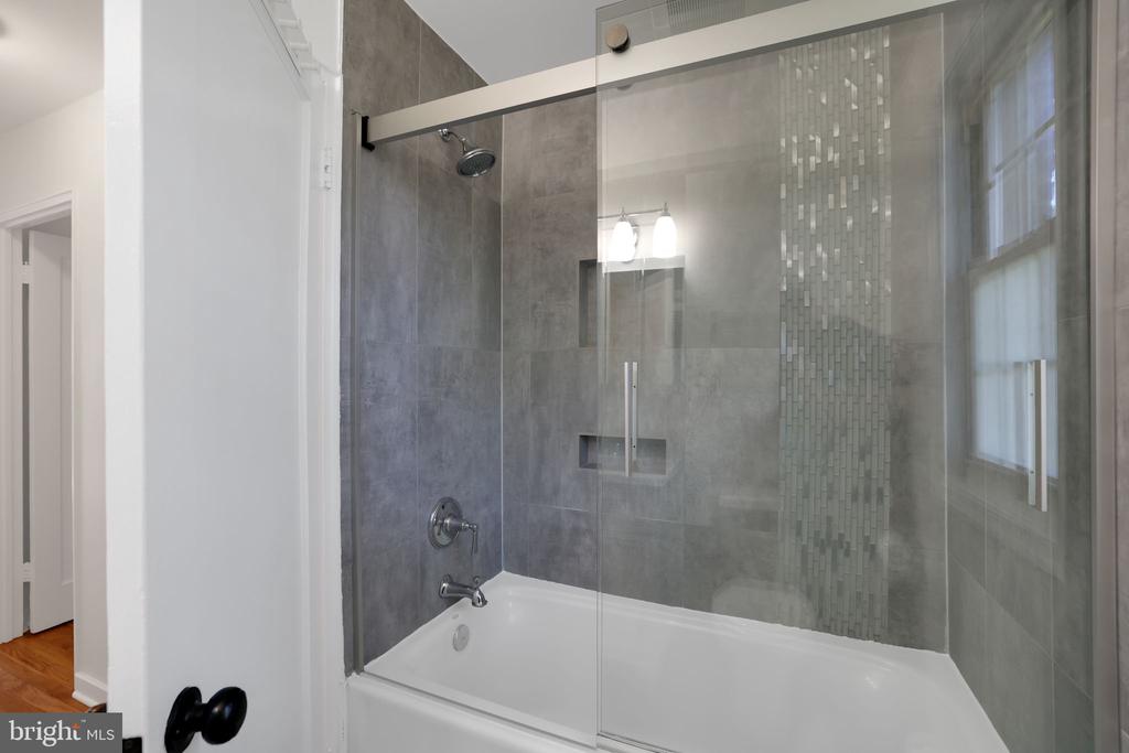 2312 COLSTON DRIVE 201