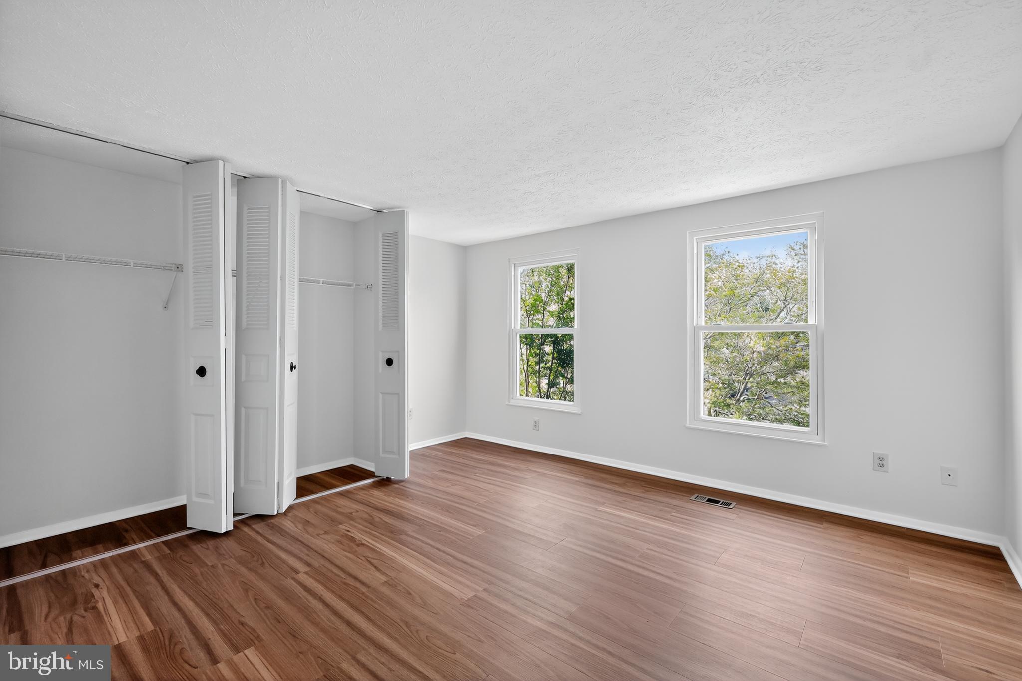 1316 SWINGINGDALE DRIVE