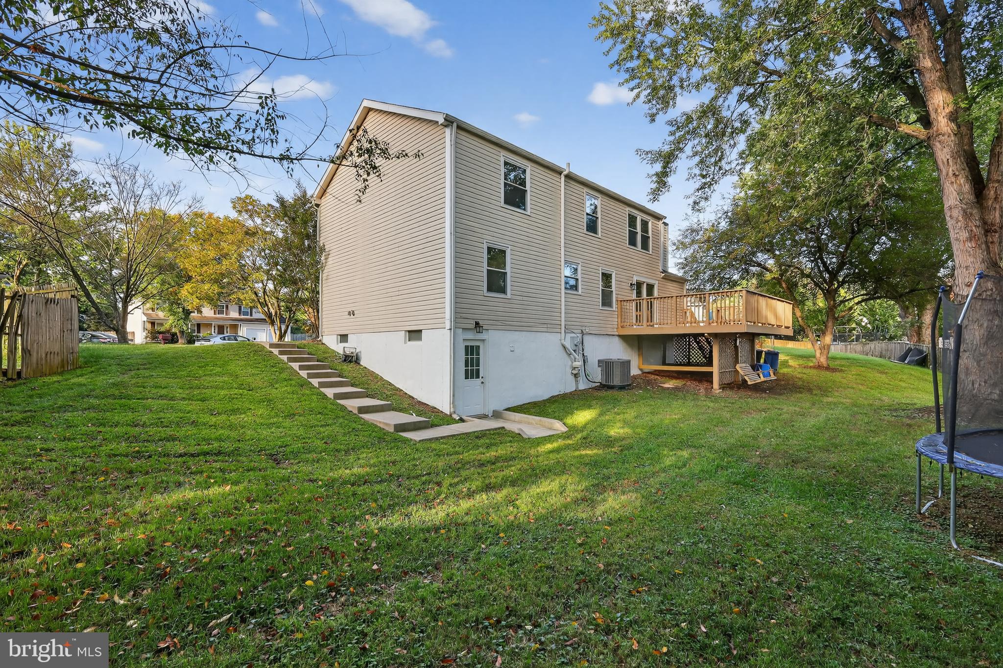 1316 SWINGINGDALE DRIVE