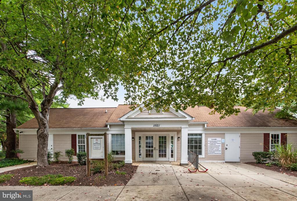 20929 SCOTTSBURY DRIVE