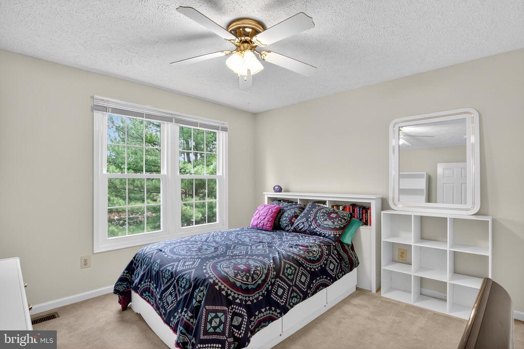 20929 SCOTTSBURY DRIVE