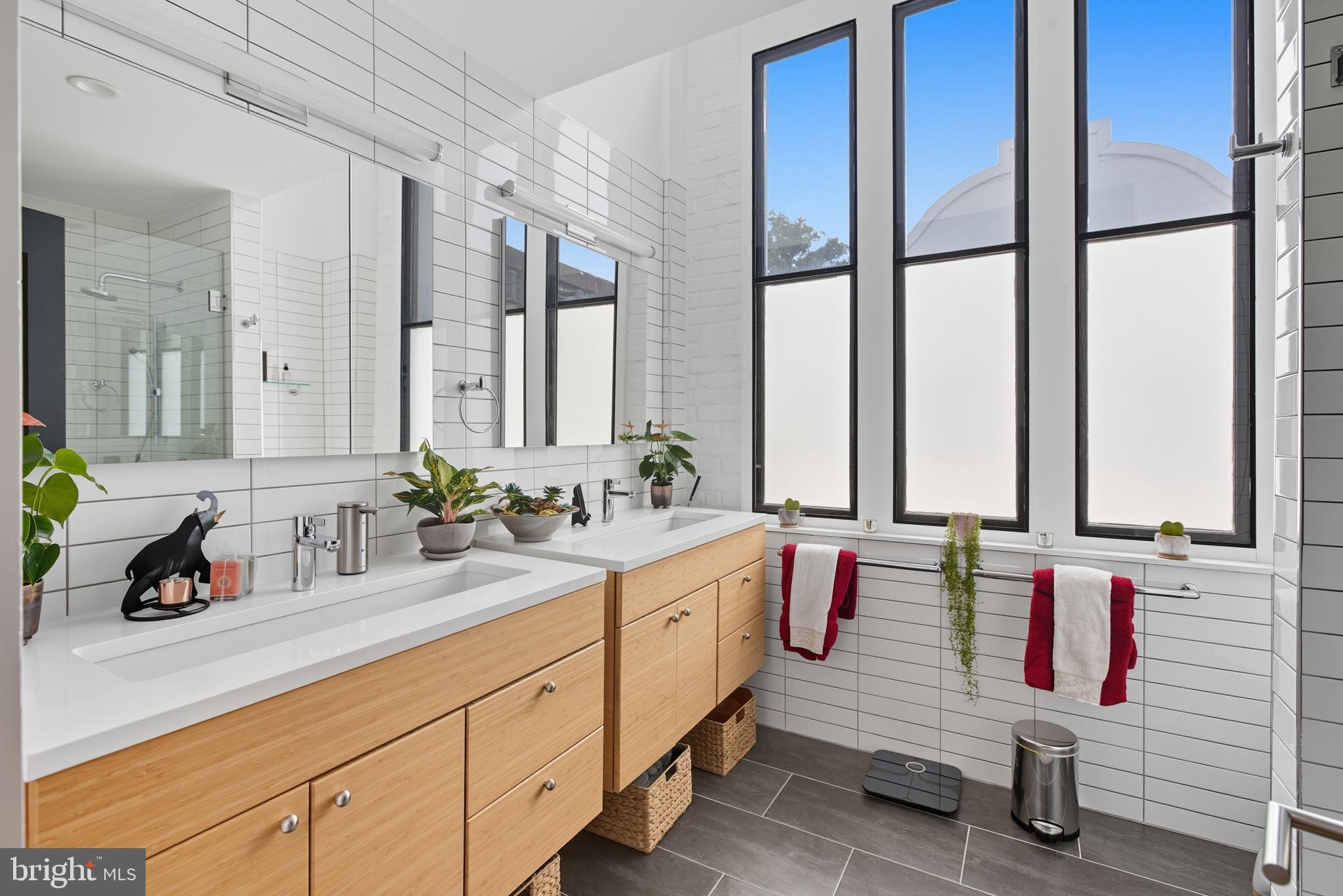 2701 HUME DRIVE 1200