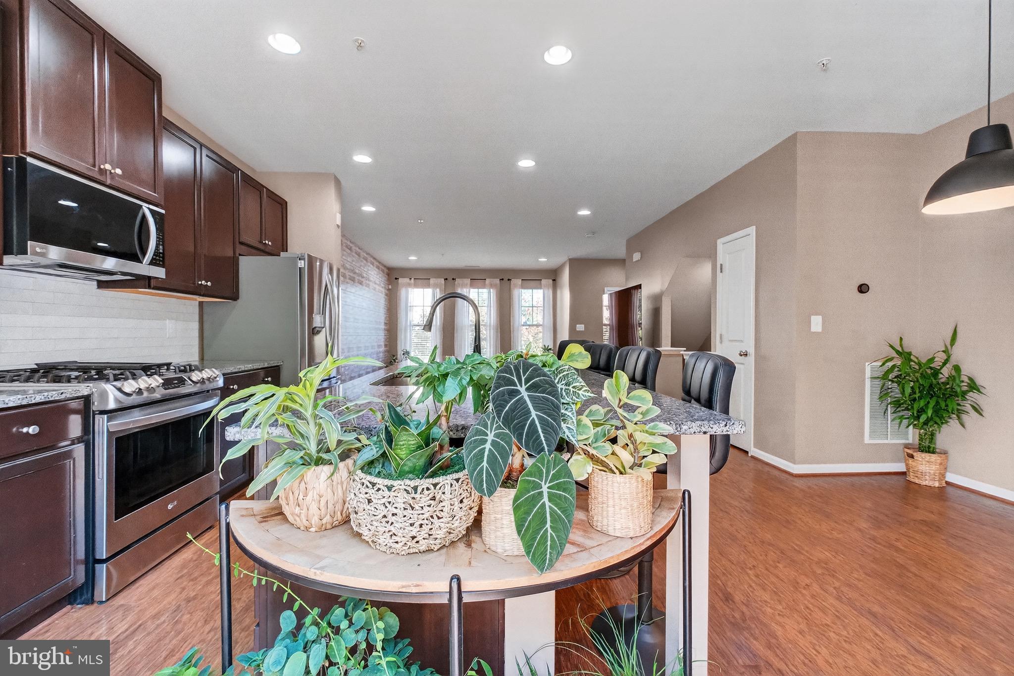 22434 GLENBOW WAY