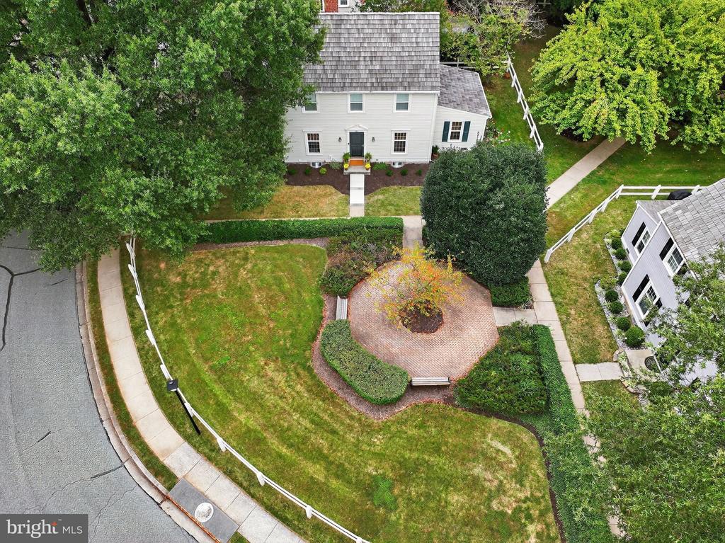 301 FAIRGROVE TERRACE