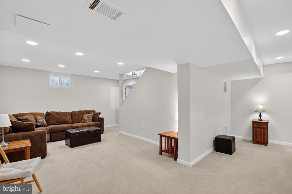 301 FAIRGROVE TERRACE