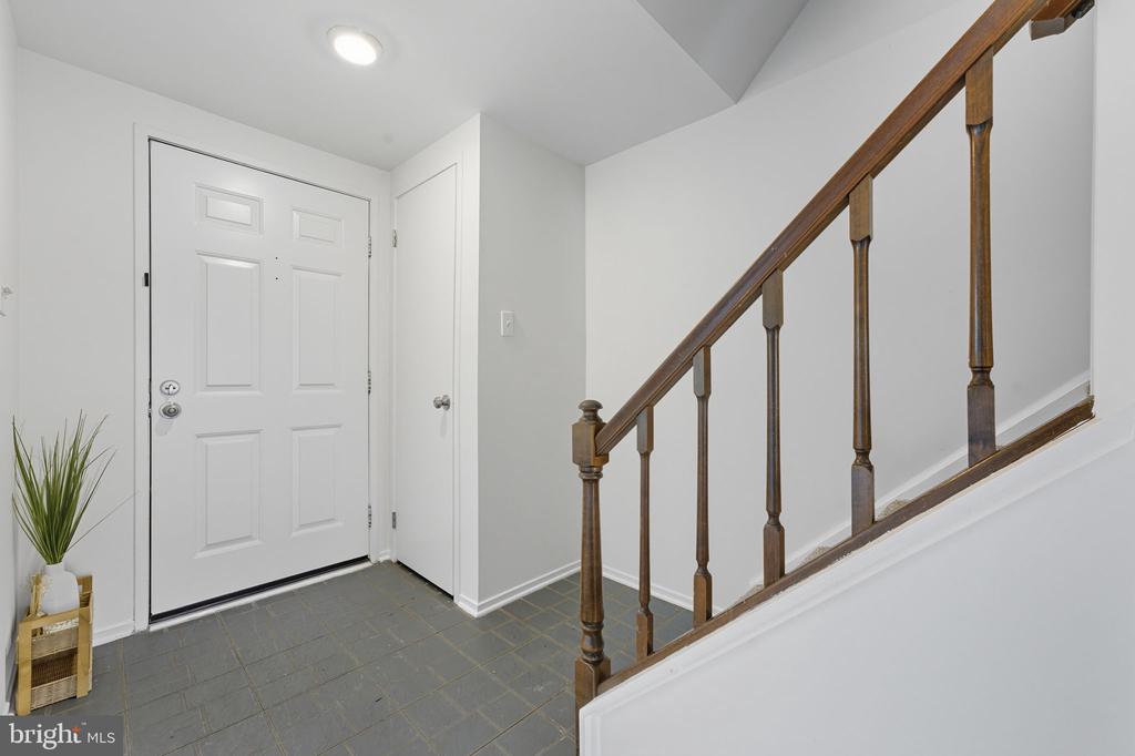 624 WHISPERING WIND COURT