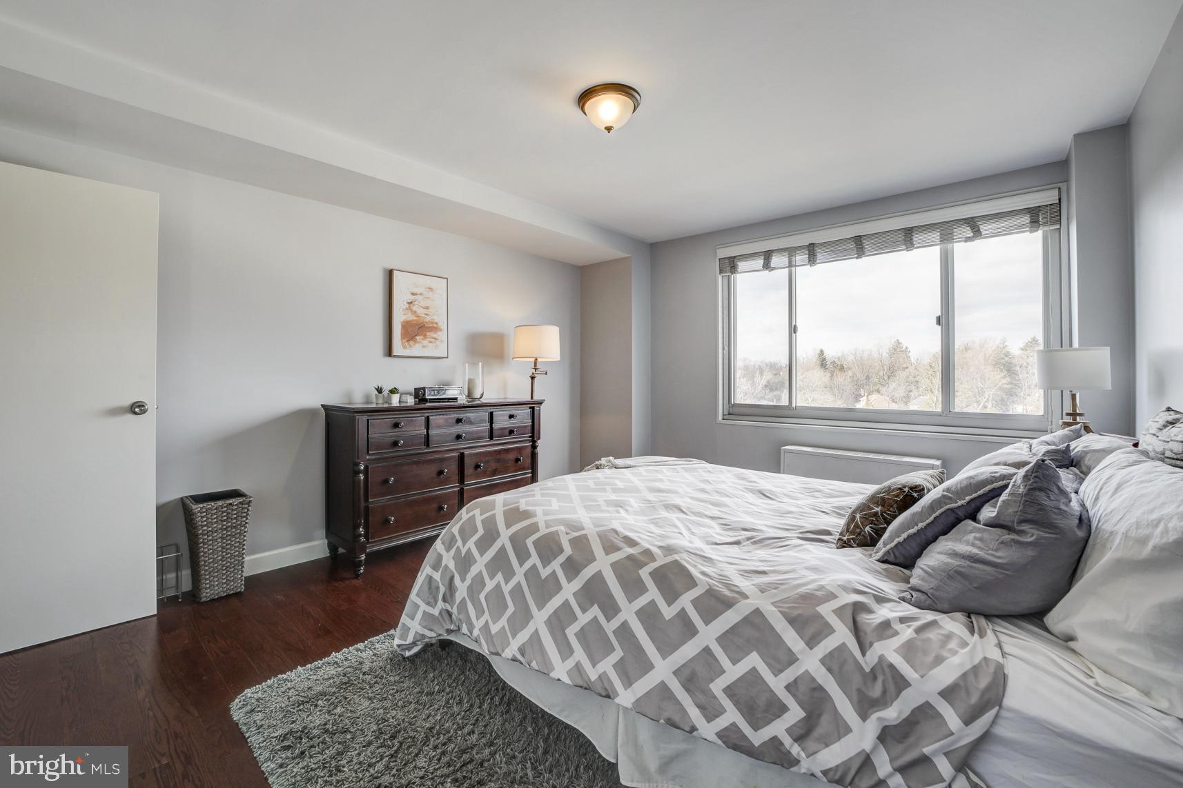 1900 LYTTONSVILLE ROAD 1105