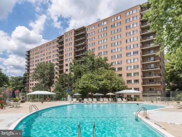 1900 LYTTONSVILLE ROAD 1105