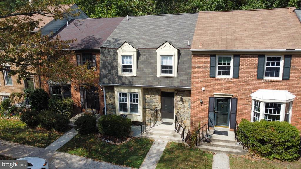 5 APPLESEED LANE
