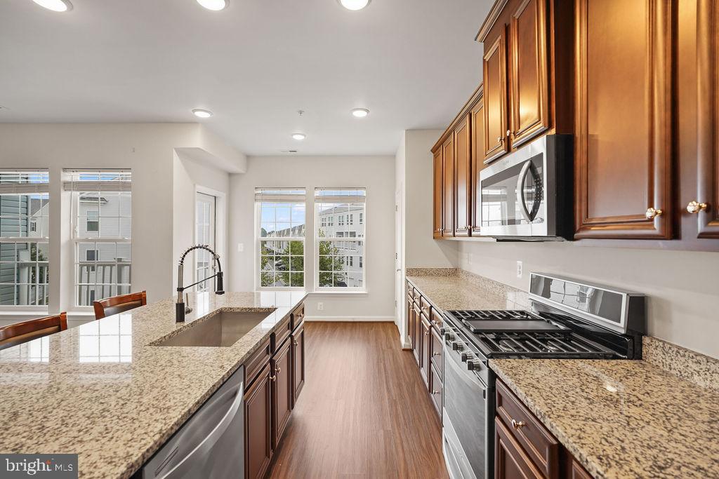 12854 CLOVERLEAF CENTER DRIVE 166 F