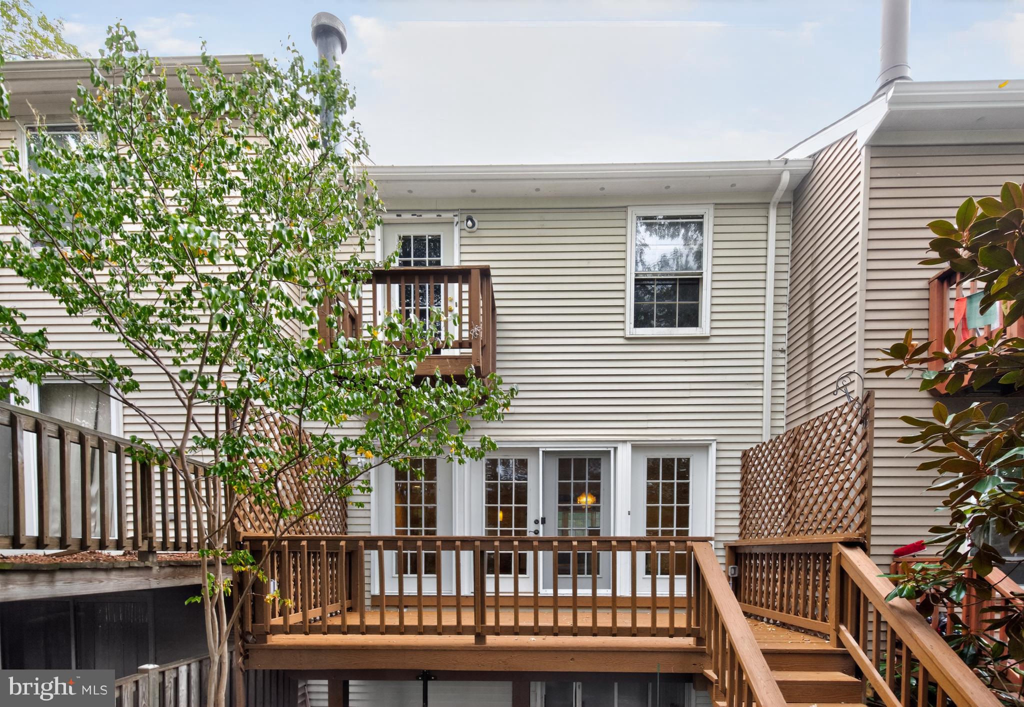 10808 DRAWBRIDGE COURT