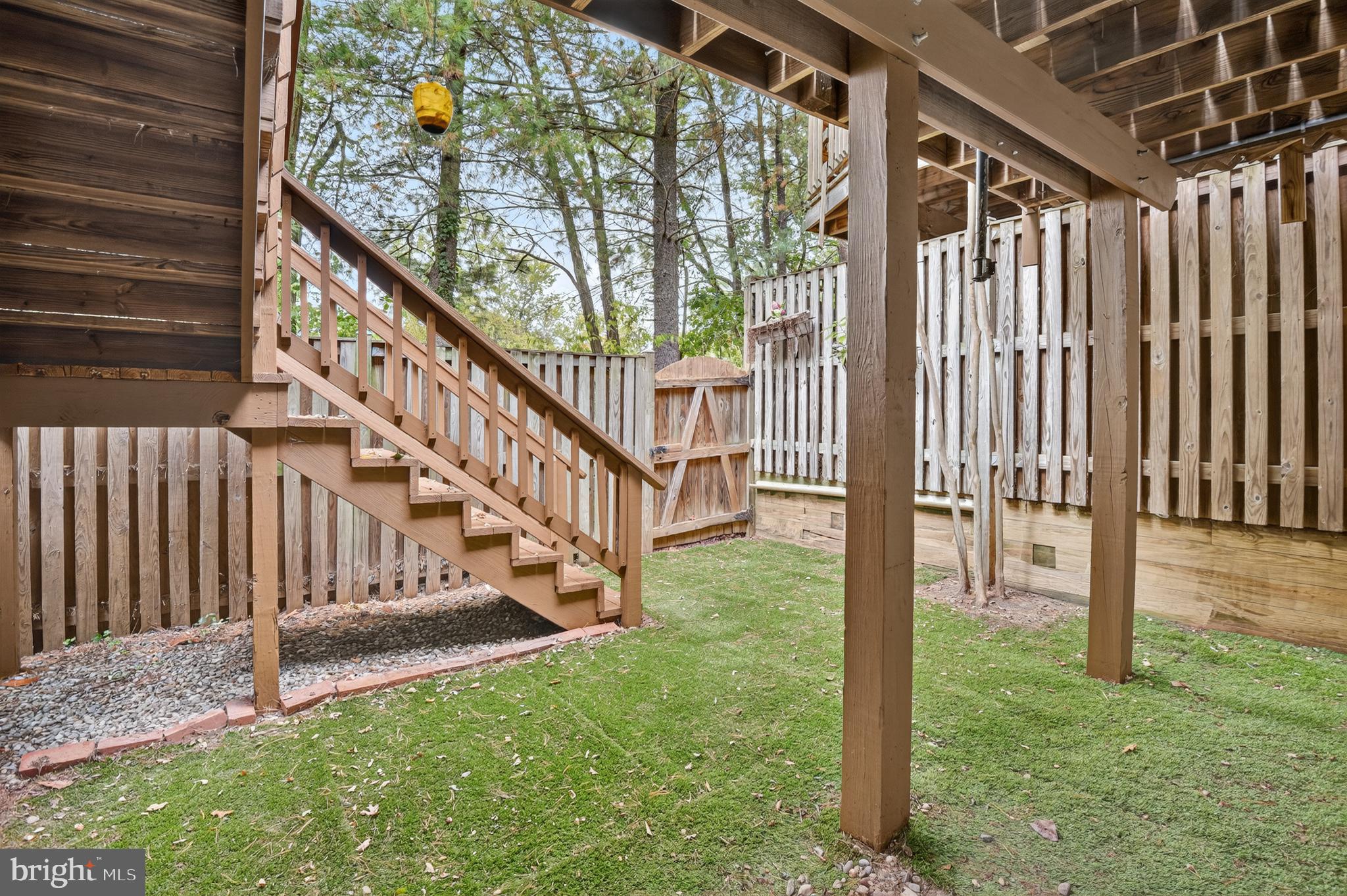 10808 DRAWBRIDGE COURT