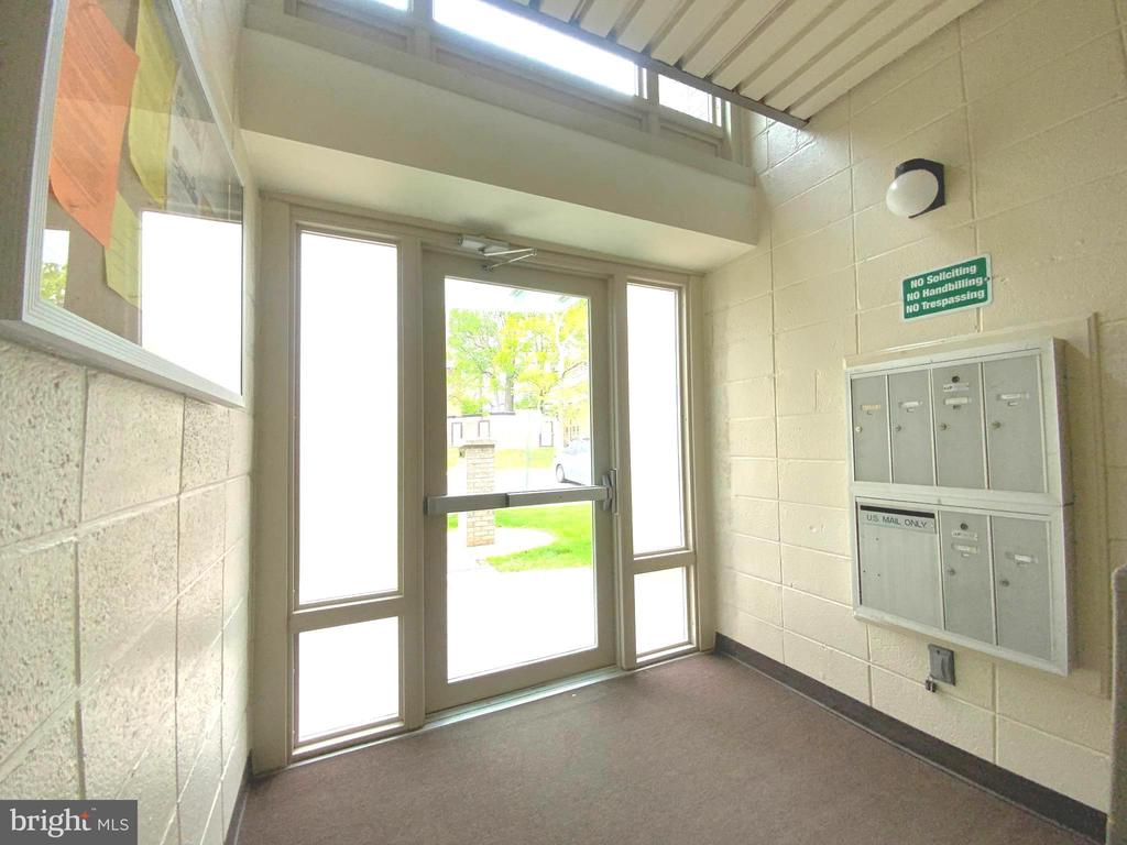 2302 GREENERY LANE 301-16