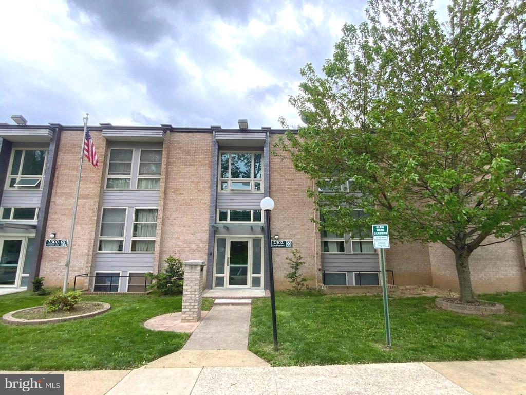 2302 GREENERY LANE 301-16