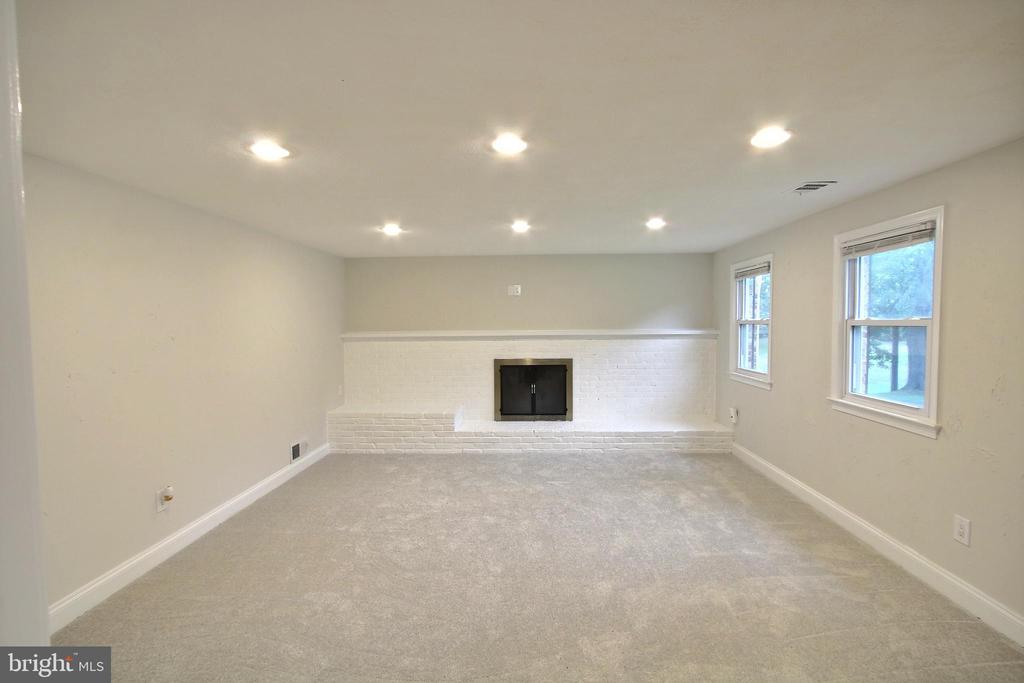 17805 PARK MILL DRIVE