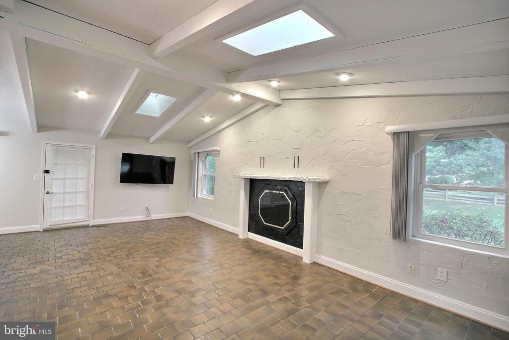 17805 PARK MILL DRIVE
