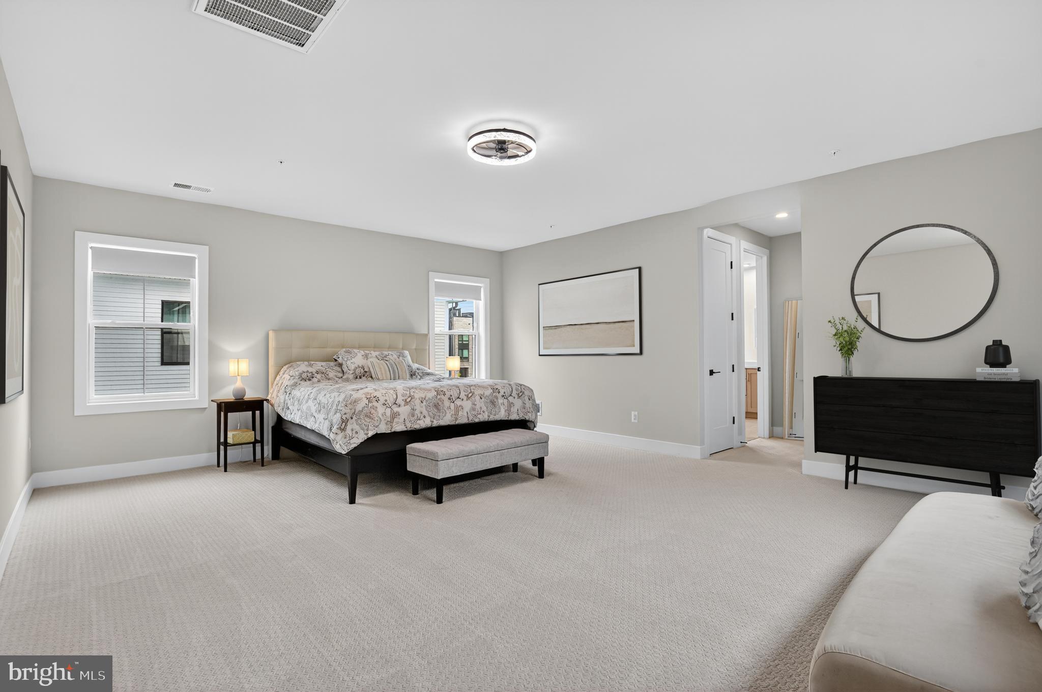 6917 SILVER LINDEN ST