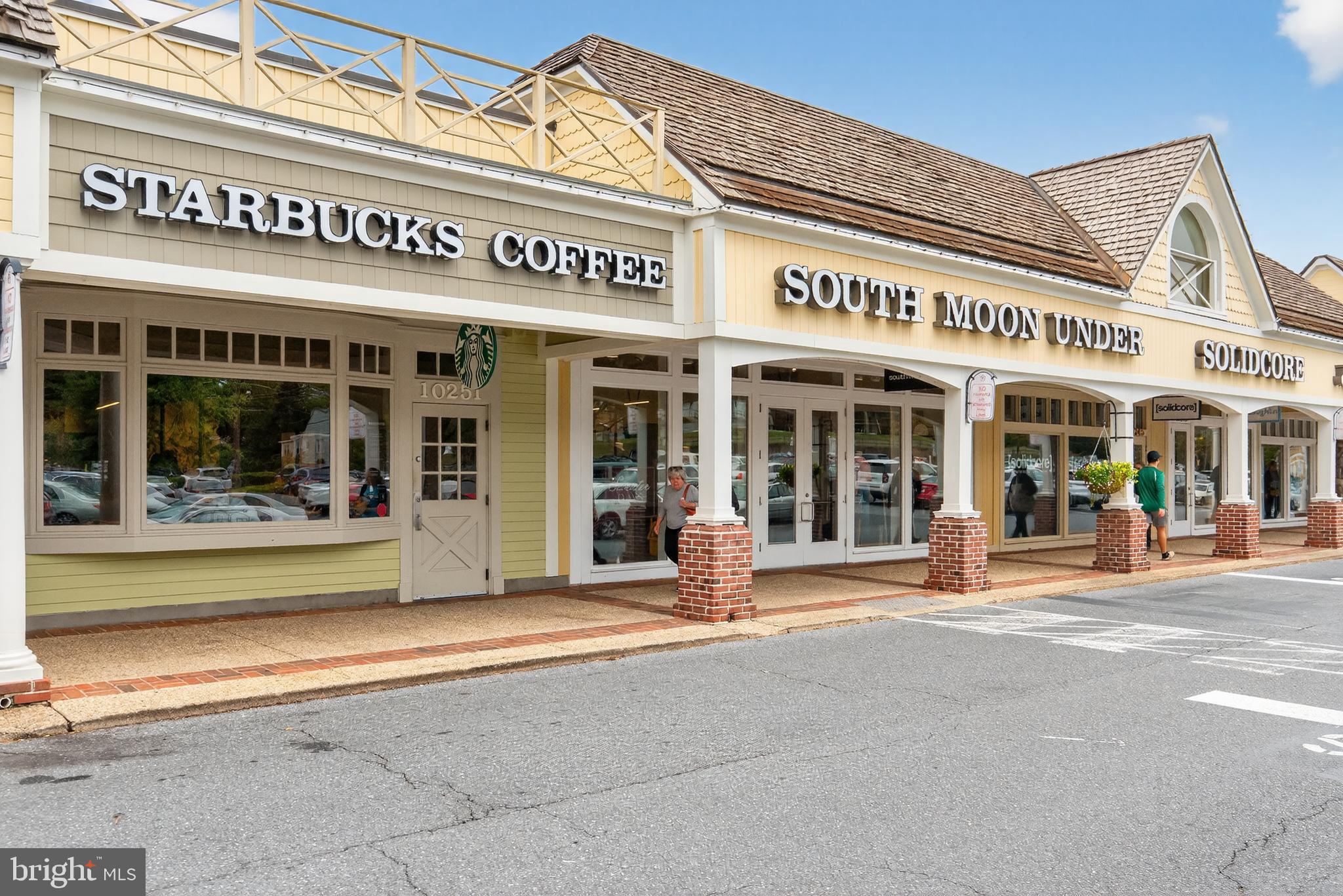 6917 SILVER LINDEN ST