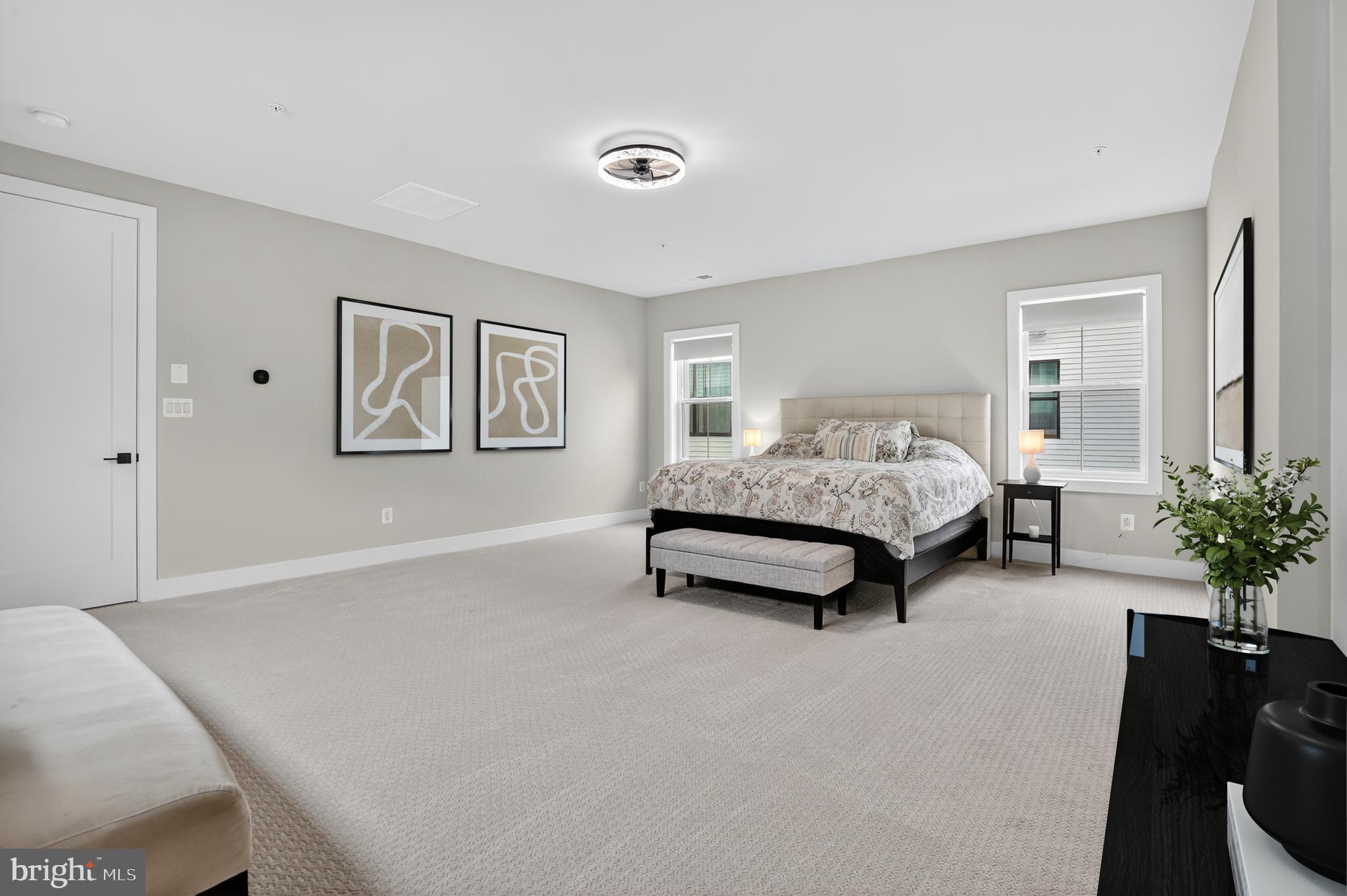 6917 SILVER LINDEN ST