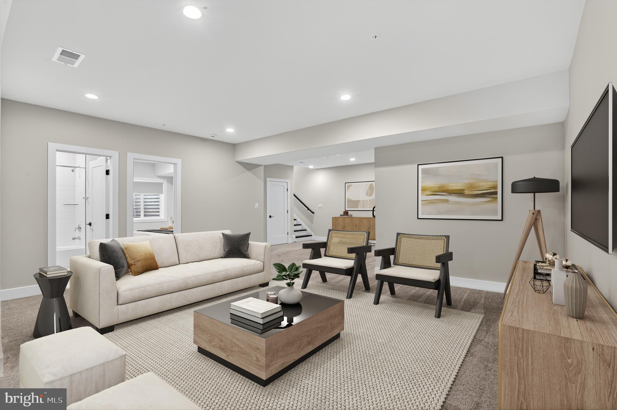 6917 SILVER LINDEN ST