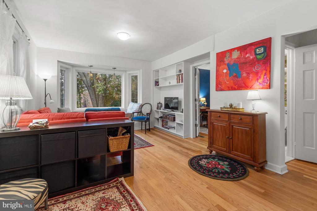 316 BREWSTER COURT
