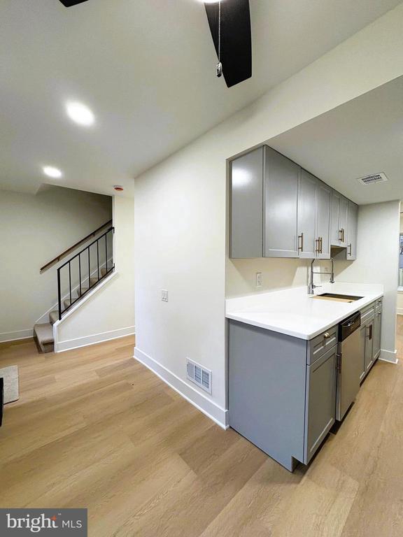 9650 MARSTON LANE