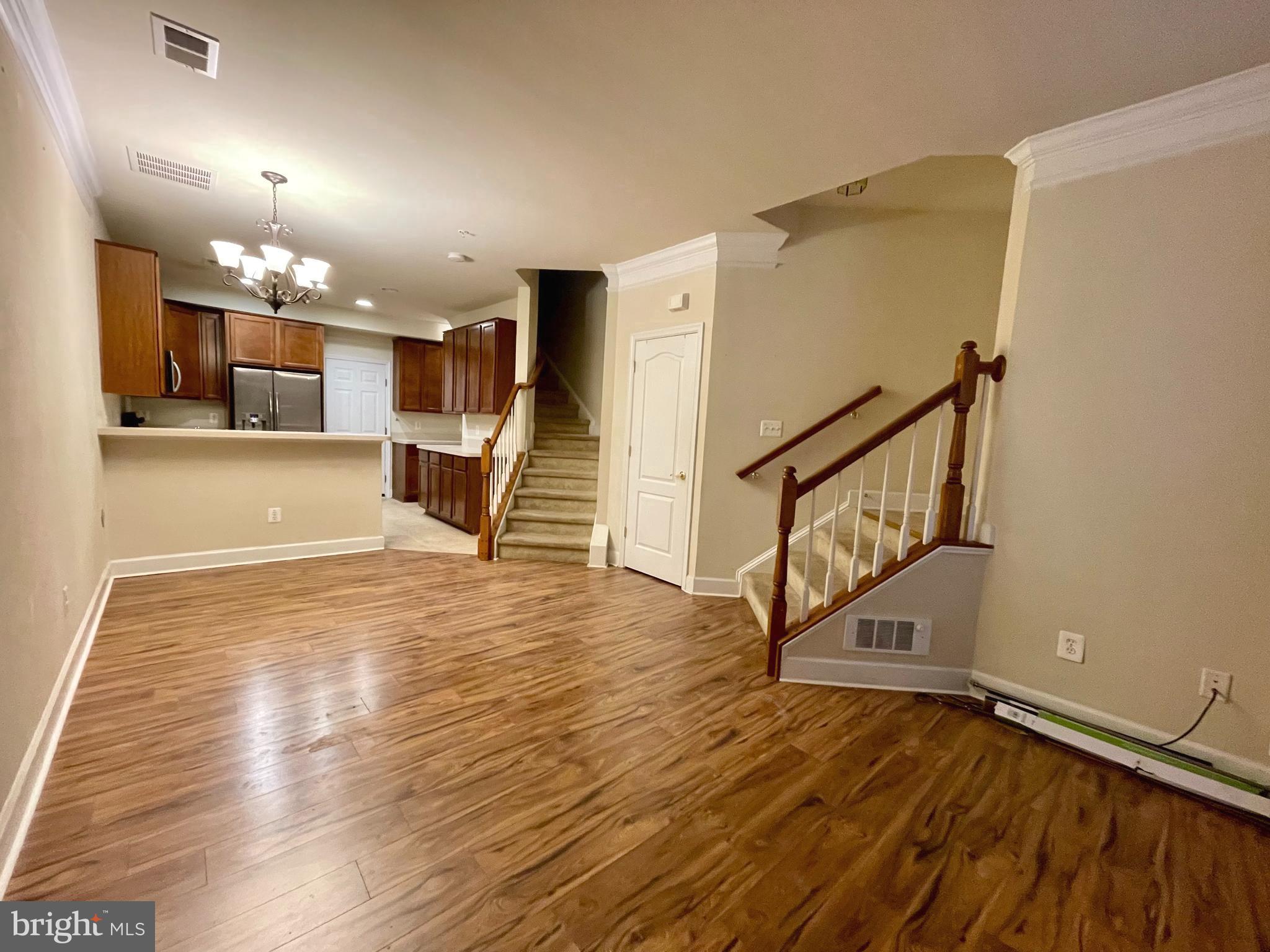 19407 BUCKINGHAM WAY 19407