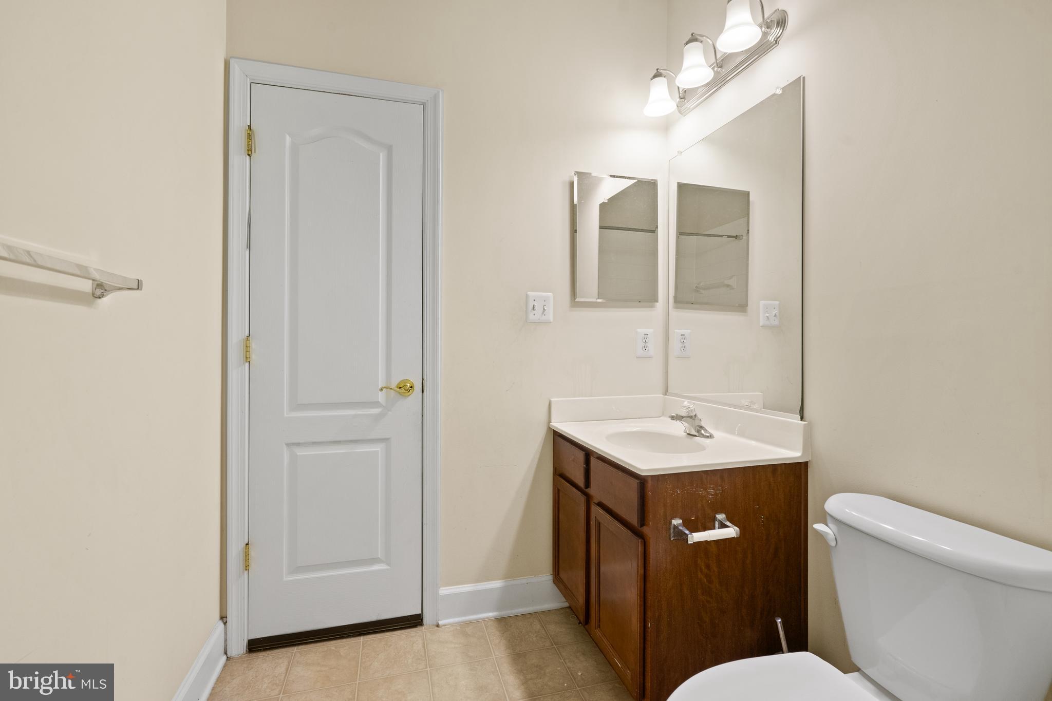 19407 BUCKINGHAM WAY 19407