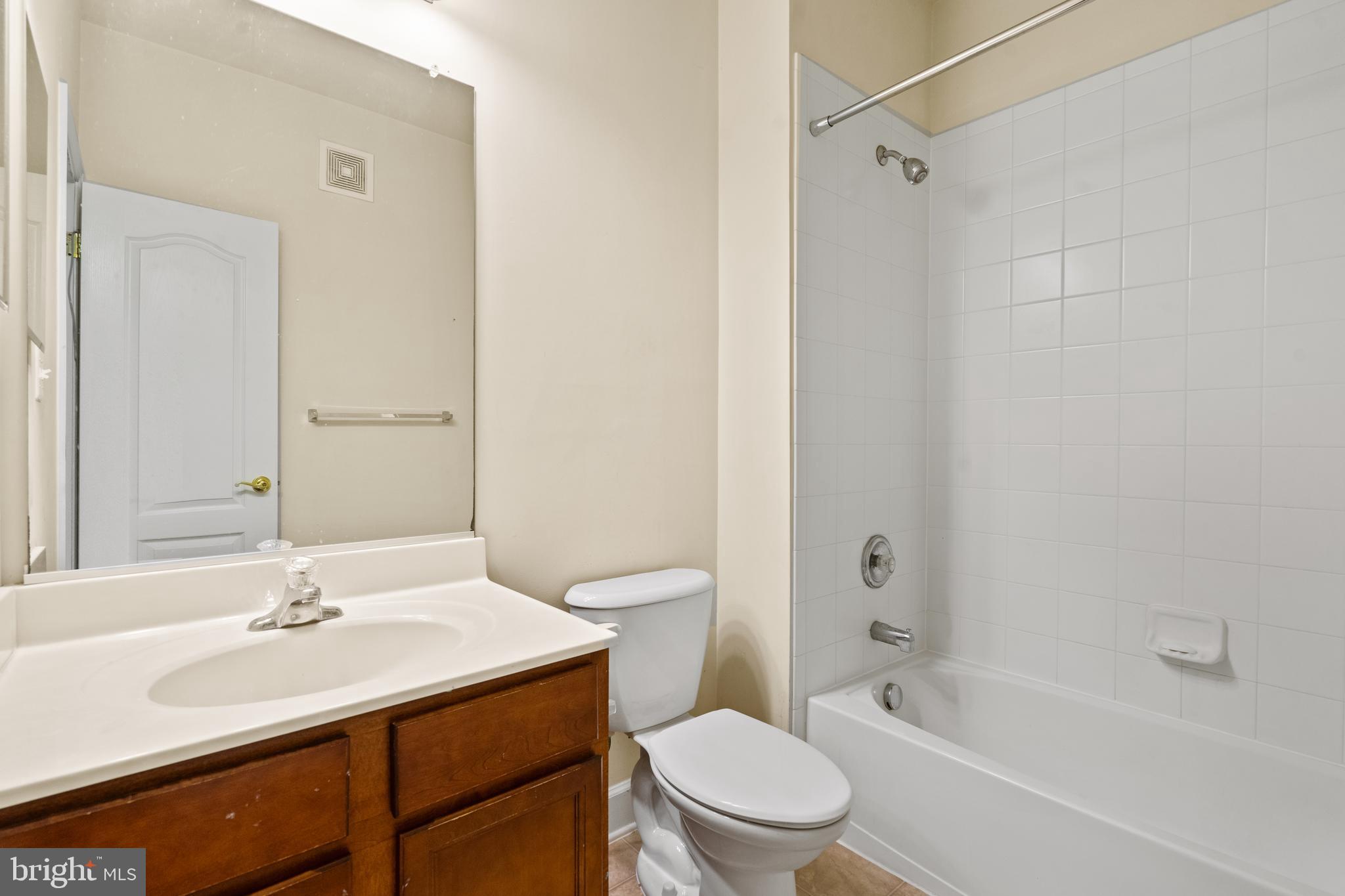 19407 BUCKINGHAM WAY 19407