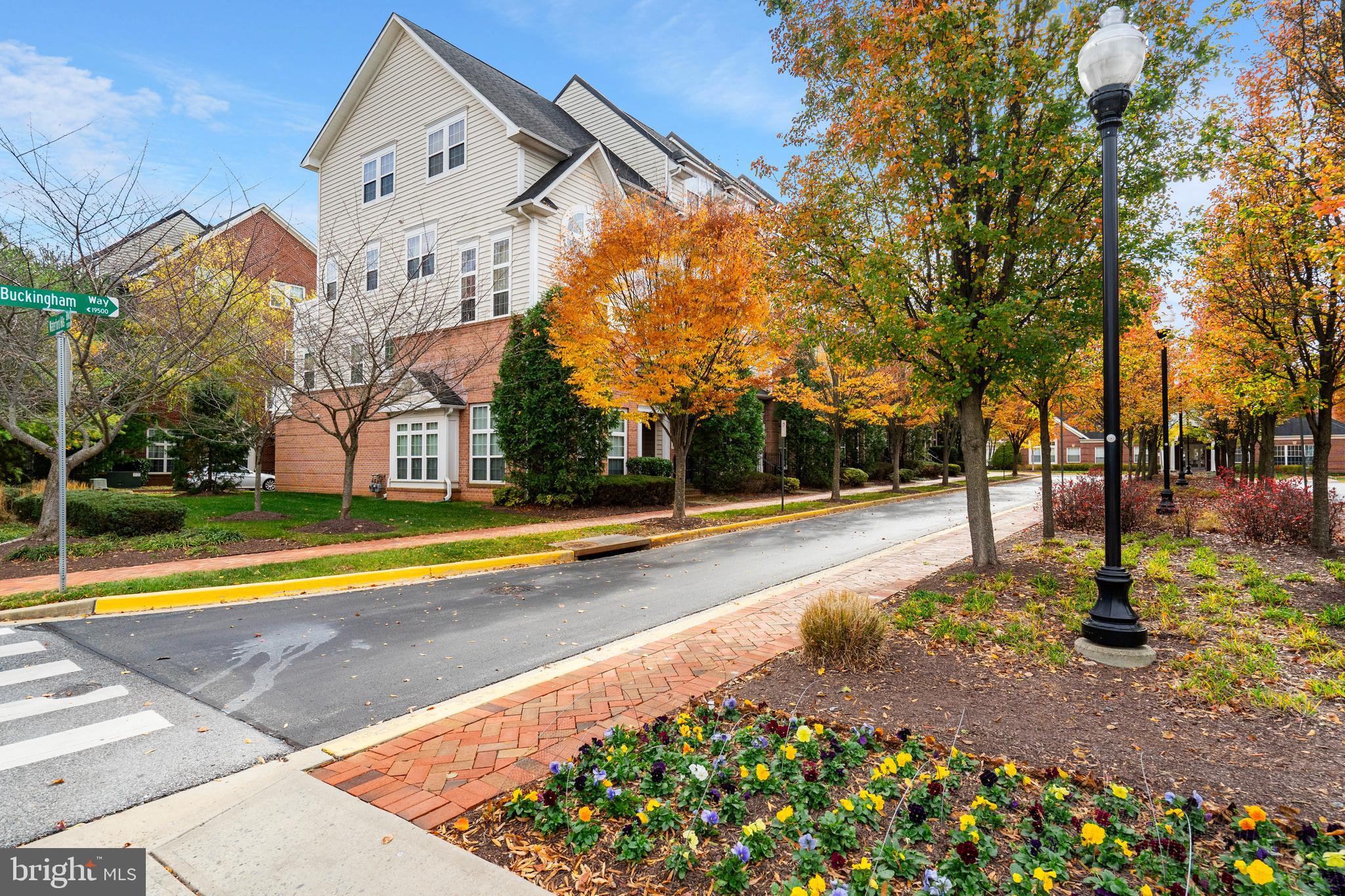 19407 BUCKINGHAM WAY 19407