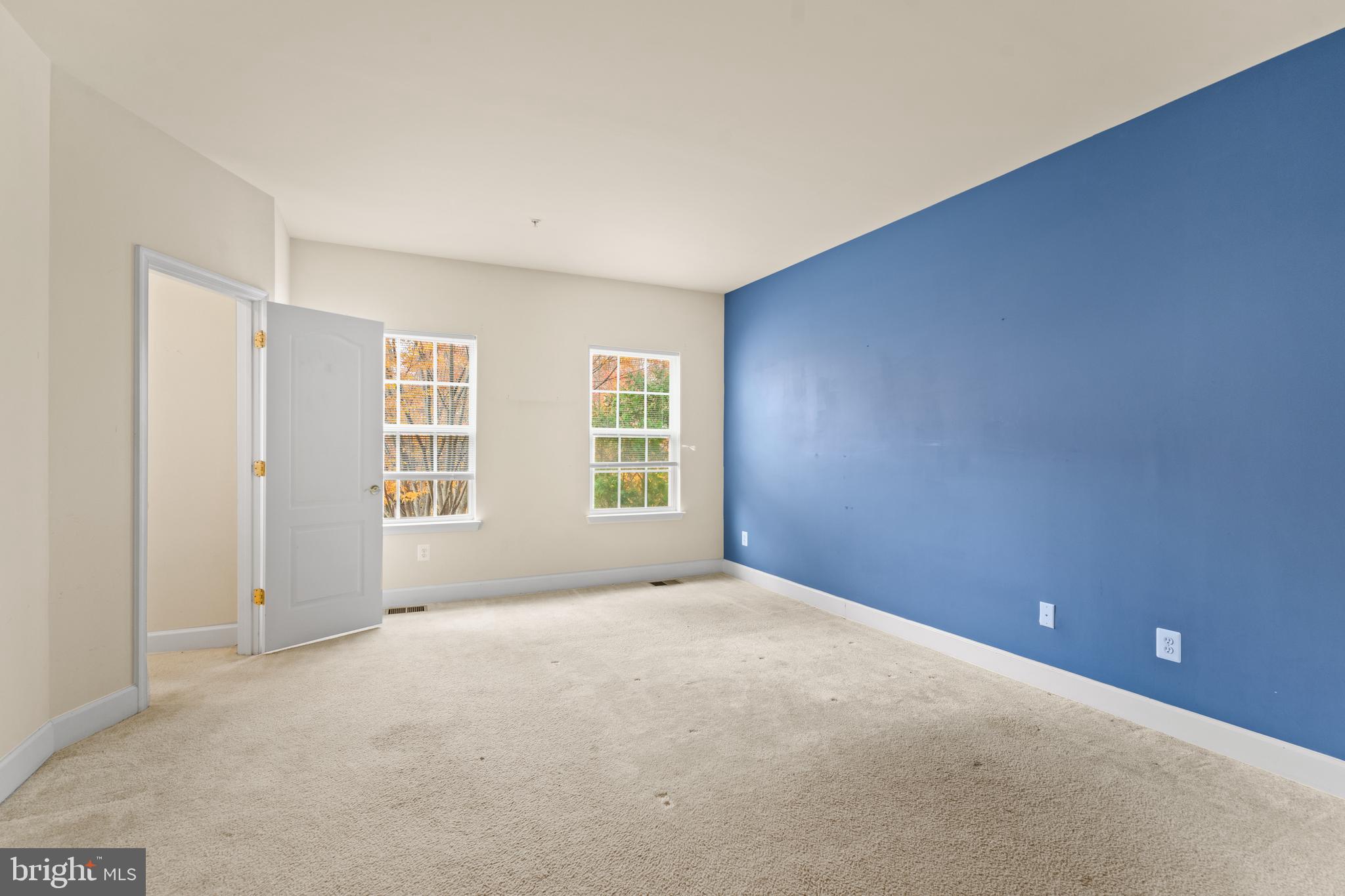 19407 BUCKINGHAM WAY 19407