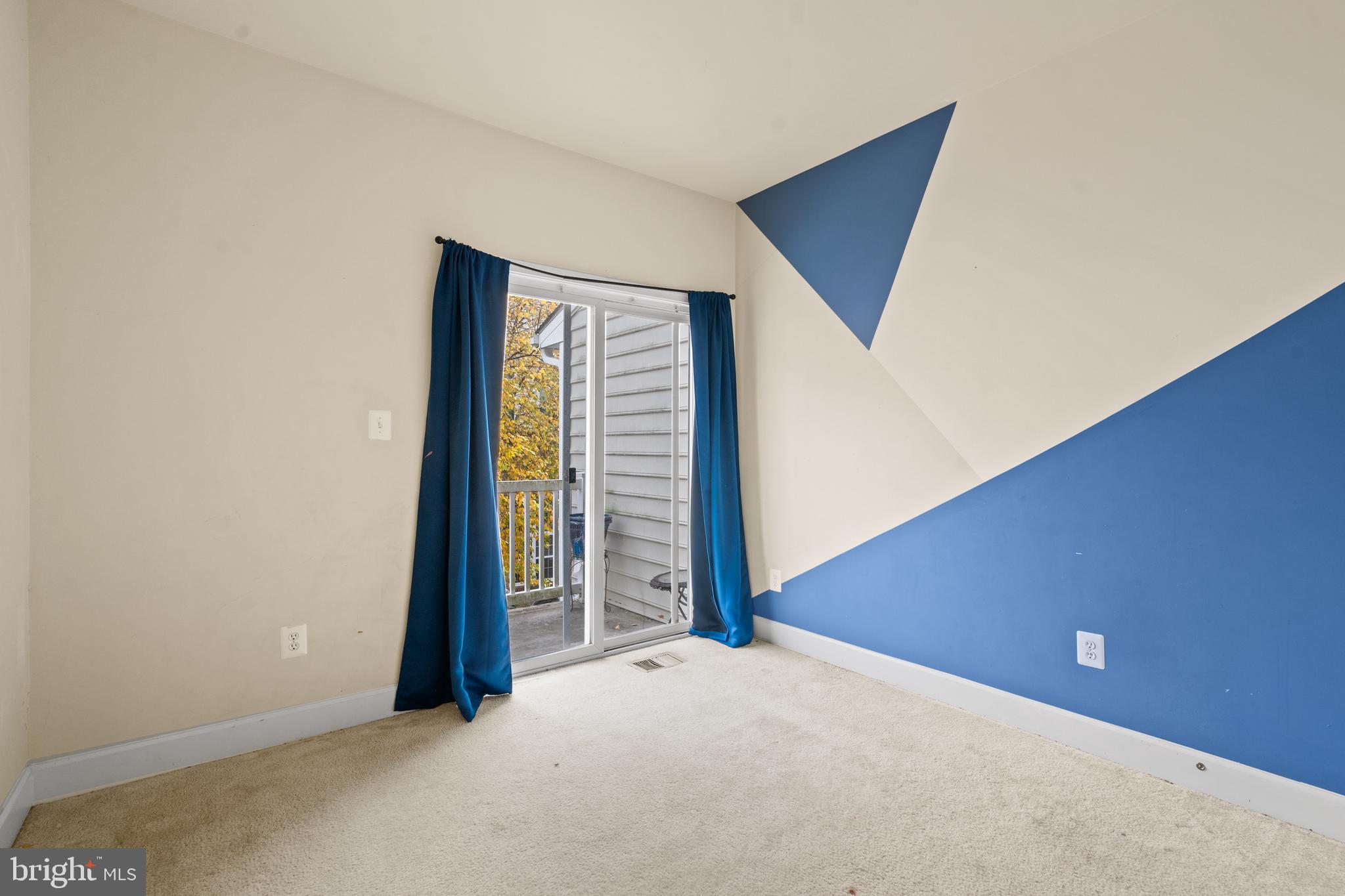 19407 BUCKINGHAM WAY 19407