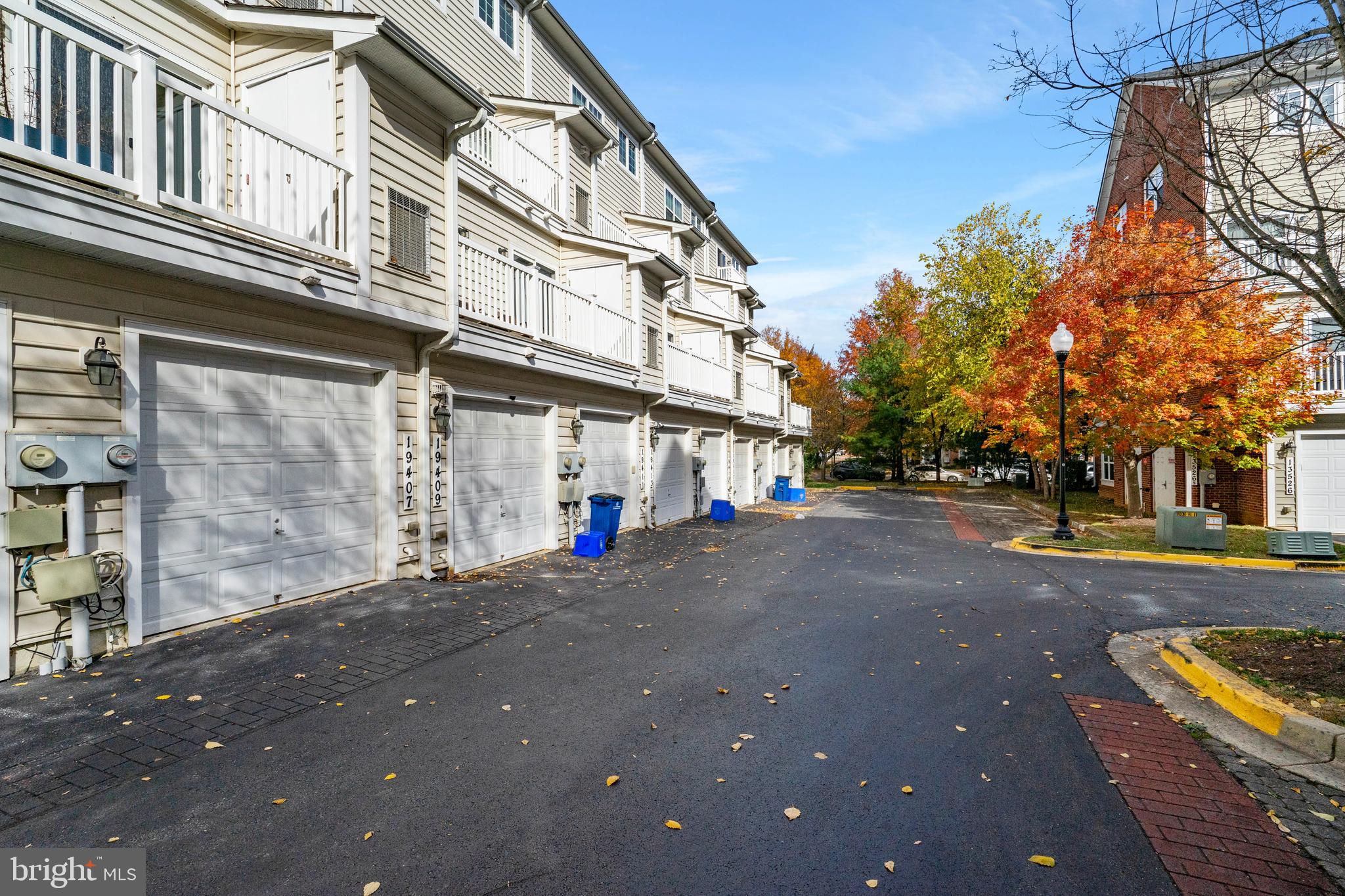 19407 BUCKINGHAM WAY 19407