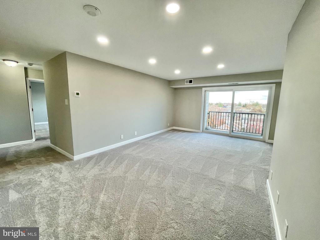 12001 OLD COLUMBIA PIKE 714