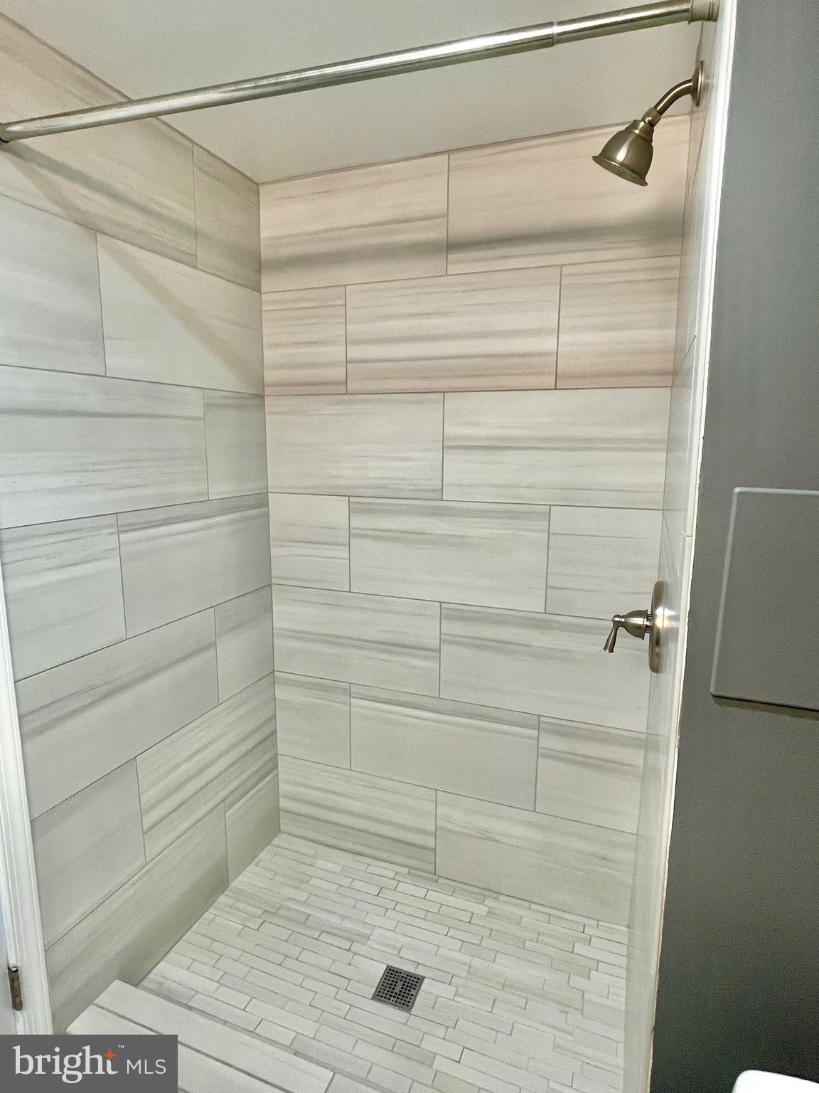 12001 OLD COLUMBIA PIKE 714