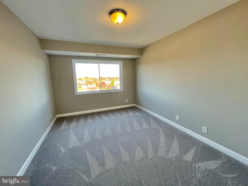 12001 OLD COLUMBIA PIKE 714