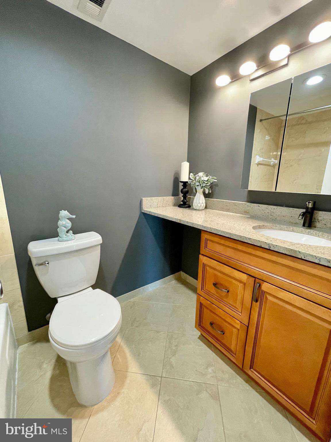 12001 OLD COLUMBIA PIKE 714