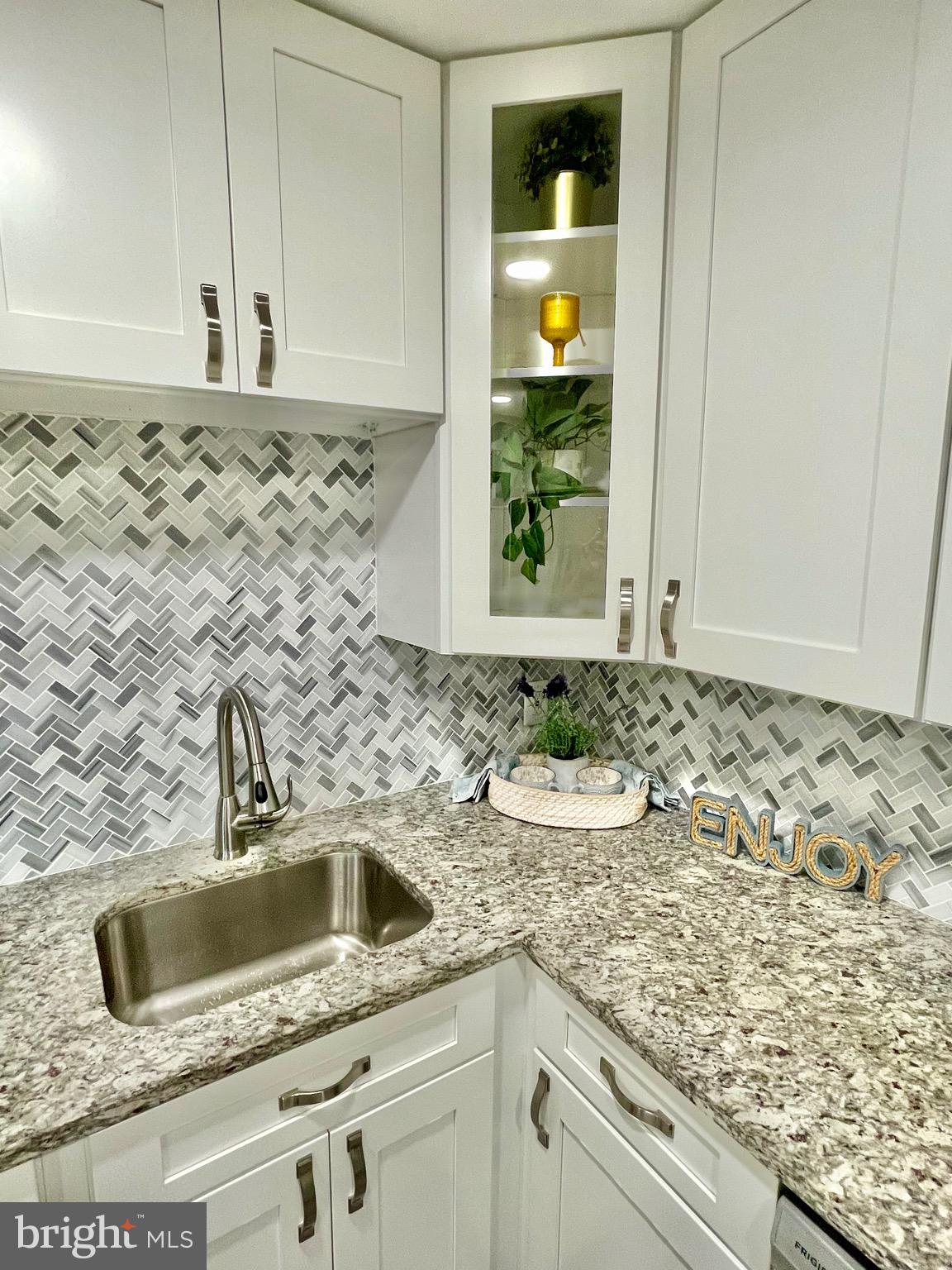 12001 OLD COLUMBIA PIKE 714