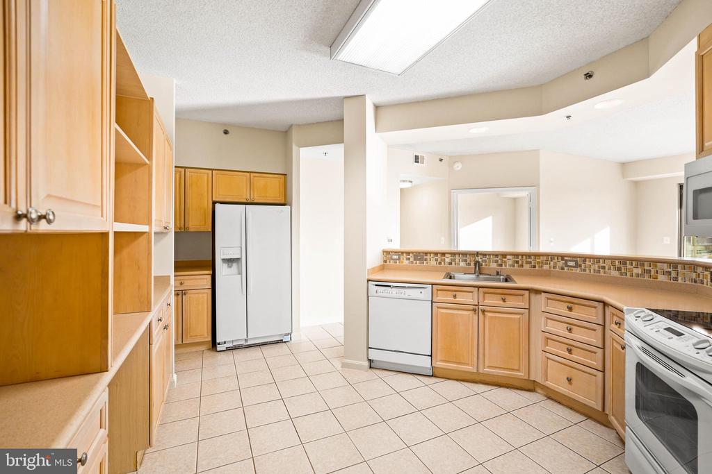 3200 N LEISURE WORLD BOULEVARD 417
